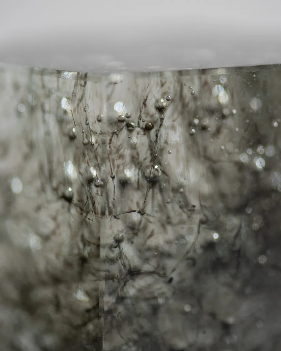 PILLAR オブジェ｜別角度のシルエット