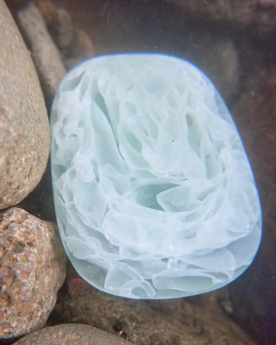 SOAP オブジェ｜石鹸の形のガラス｜作品写真（別角度）