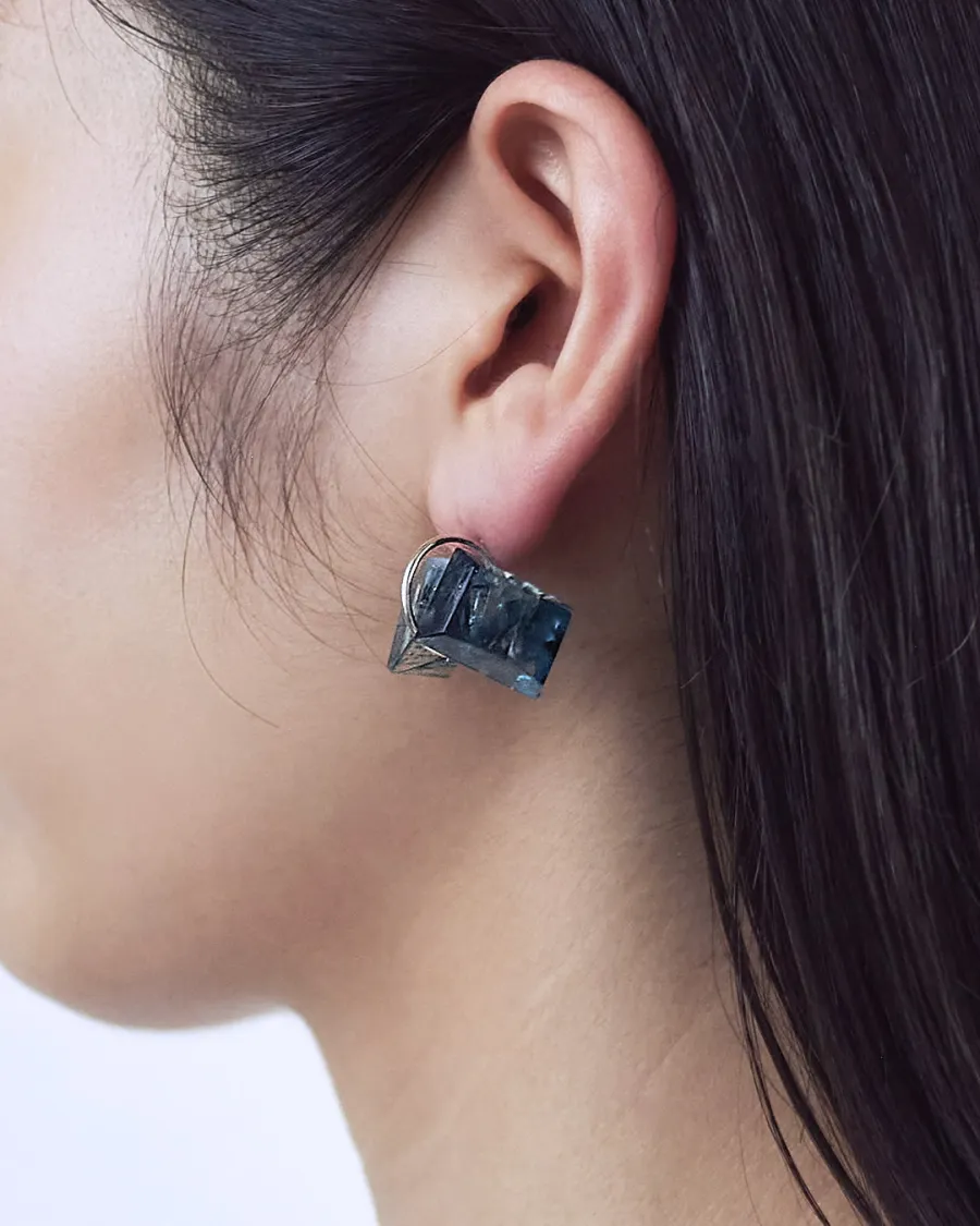 CAIRN Earrings gallery image