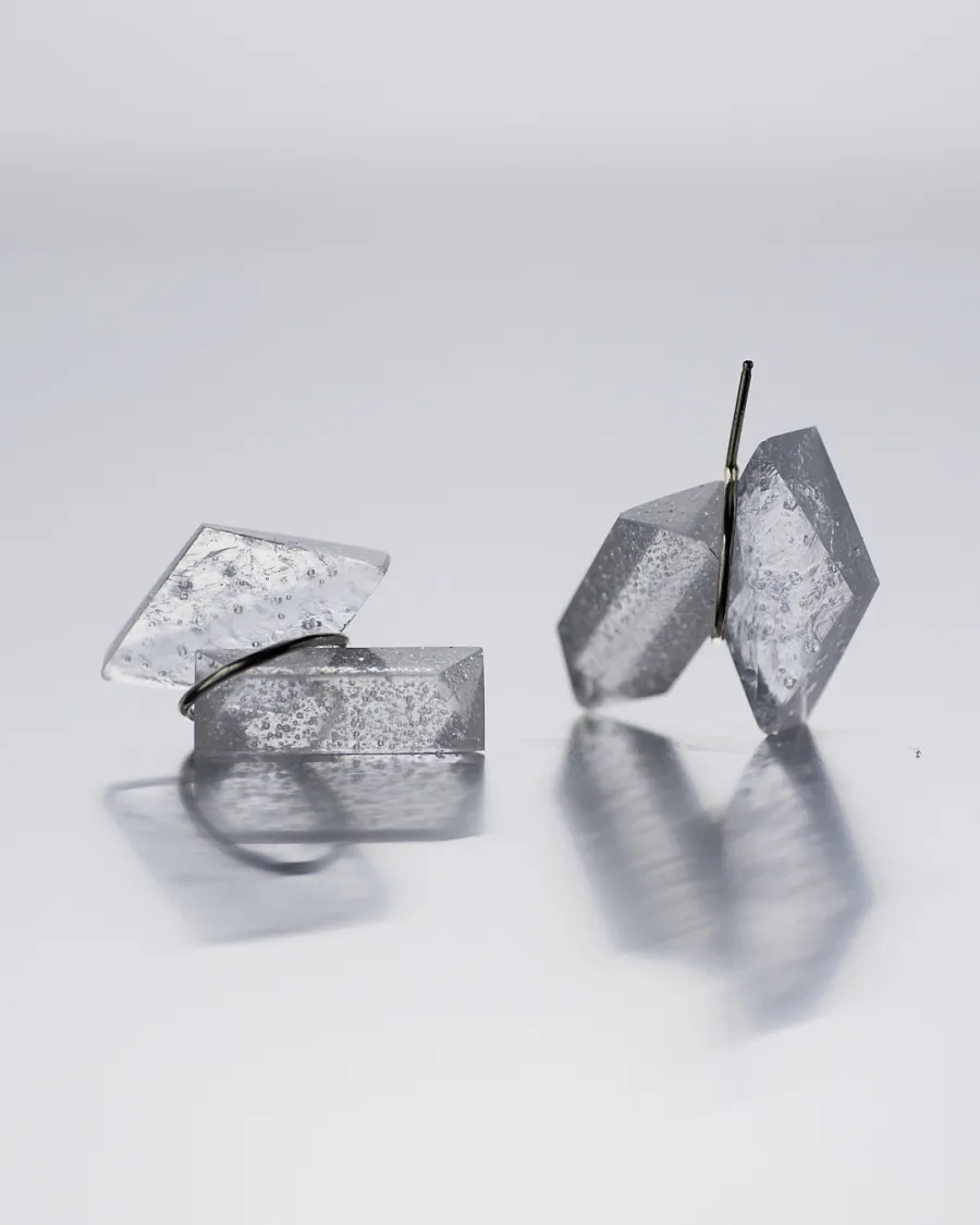 Material : p&acirc;te de verre glass, Silver 950<br>Size :
