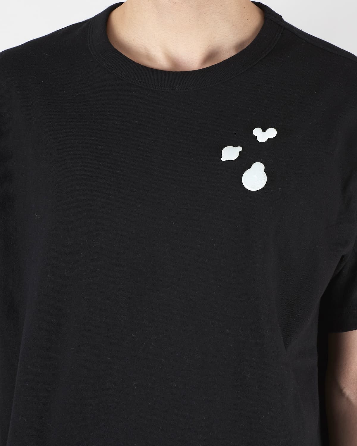 THAW ブローチ｜着用イメージ